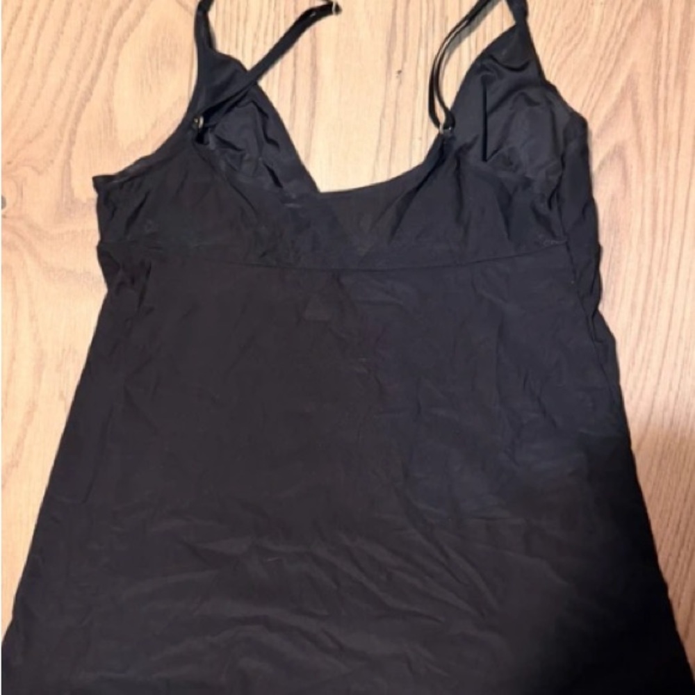 Black Women's Slim Camisole Top